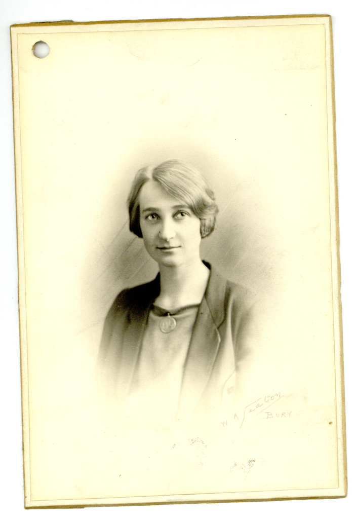 Lilian Whitehead's personal file, portrait photo, recto (BSR Fine Arts Archive)